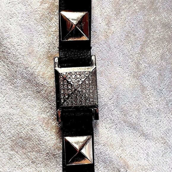 Leather N Gold Leather Bracelet - Picture 5 of 5